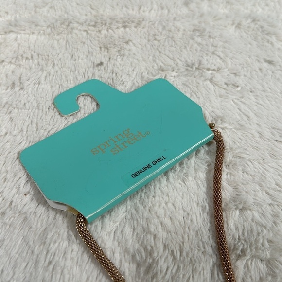 Stein Mart Spring Street Genuine Shell Gold Tone Necklace NEW - Picture 5 of 11